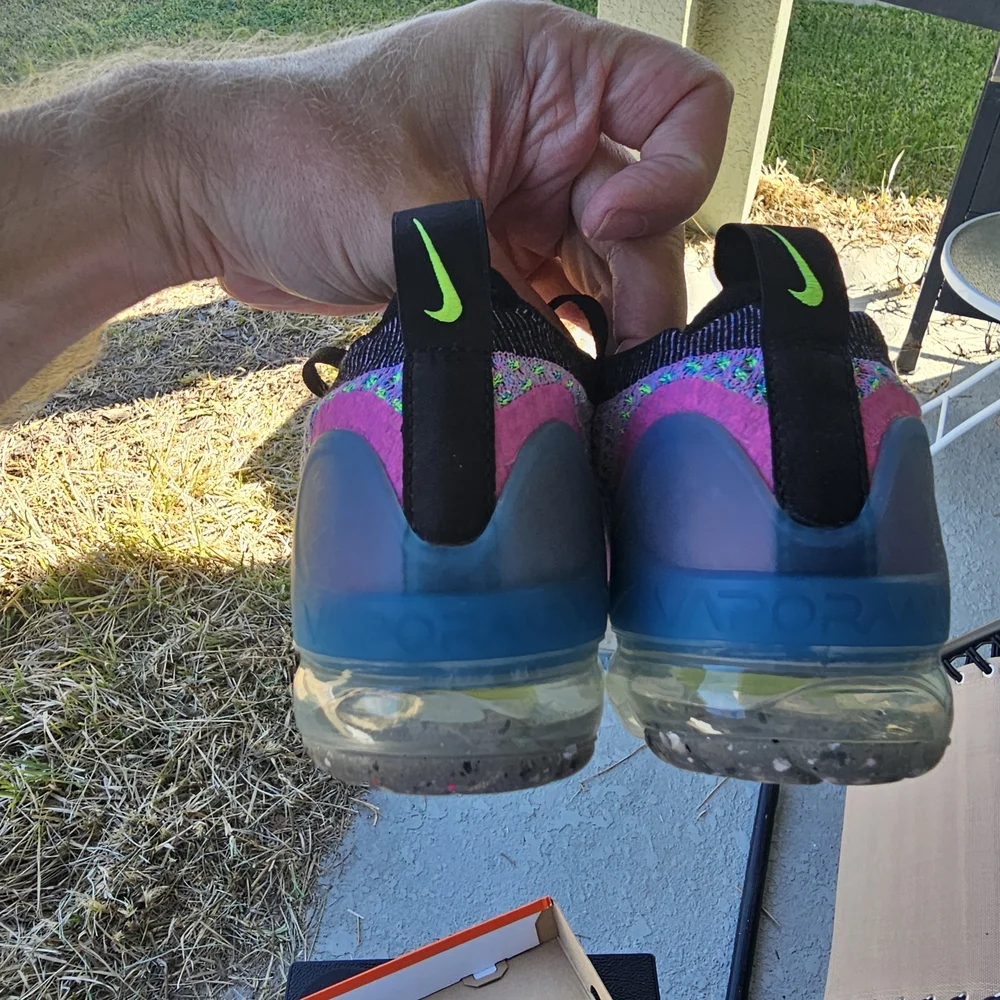 Size 6 Women's - Nike VaporMax 2021 Flyknit Pink Blast Photo Blue